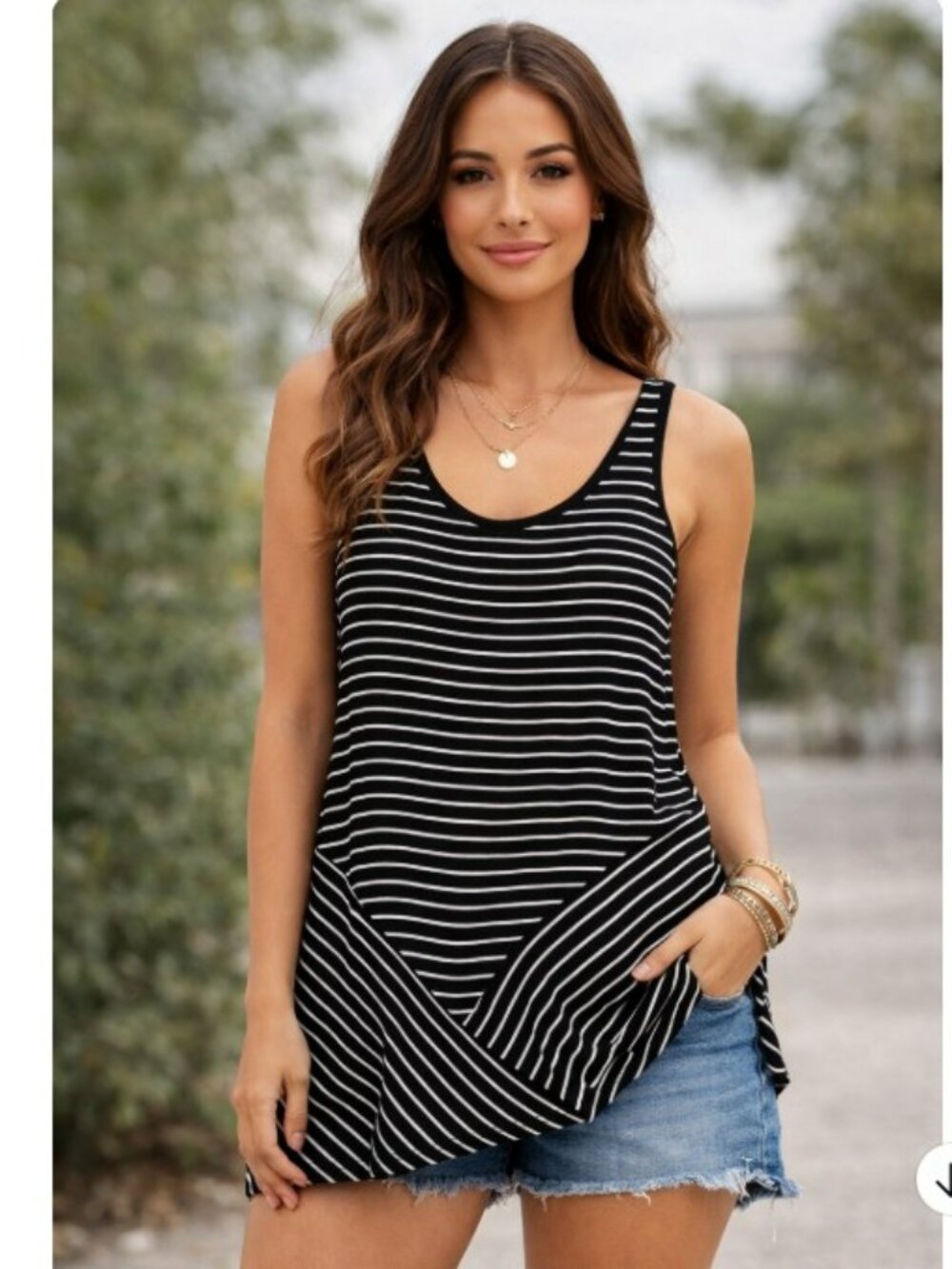 Kensie Women's Sleeveless Shirt Tank Top Size Medium Navy Blue White Striped